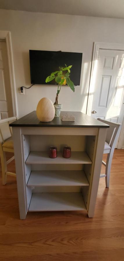 Cozy 1 Bedroom, 1 Min From Irving Park Blue Line, Free Parking Chicago Exteriör bild